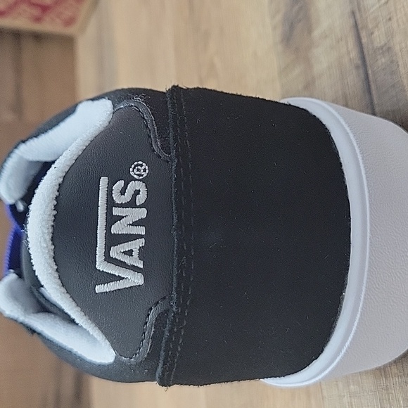 Van's Cruze Too Cc Brand new in the box authentic uper leather and textile. - Picture 8 of 14